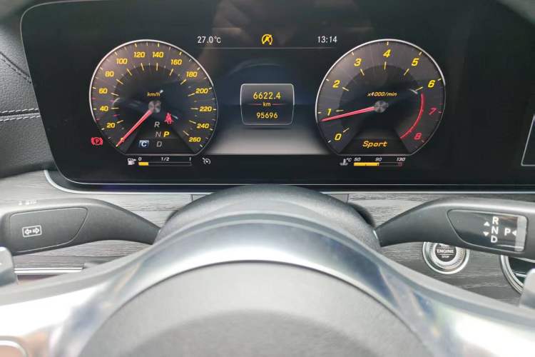 Used Mercedes-Benz E-Class 2019 Restyled E 300 L Sporty and Stylish Edition Odometer Close Up