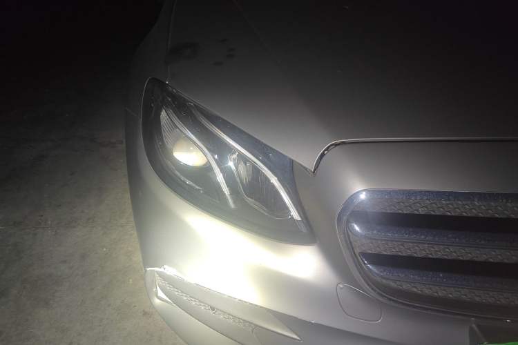 Used Mercedes-Benz E-Class 2019 E 260 Sport Edition Right Front Headlight