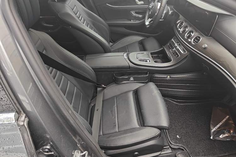 Used Mercedes-Benz E-Class 2019 E 260 L Sport Edition Right Front Seat
