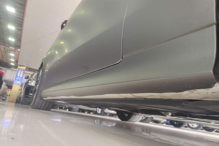 Used Mercedes-Benz E-Class 2019 E 200 Coupe Right Side Sill