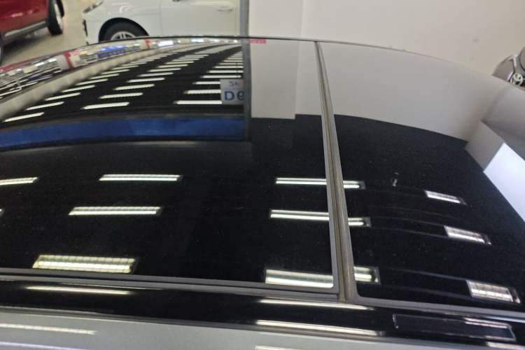Used Mercedes-Benz E-Class 2019 E 200 Sport 4MATIC Roof