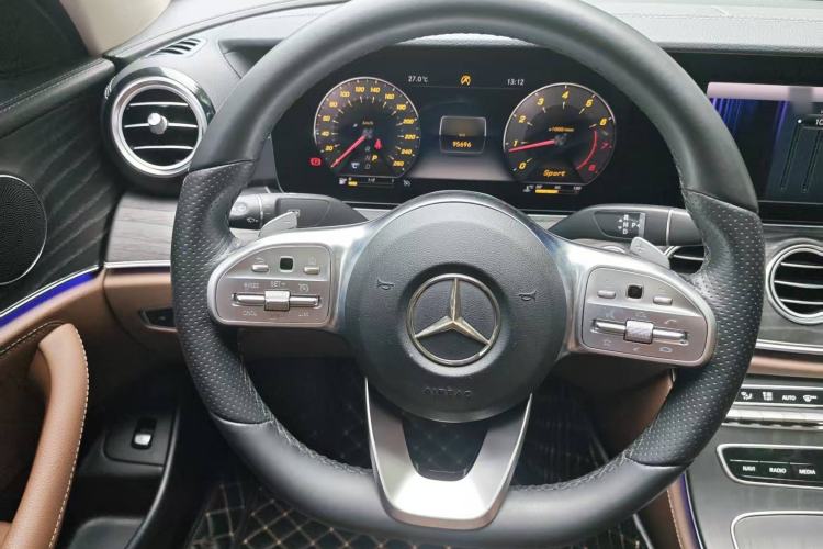 Used Mercedes-Benz E-Class 2019 Restyled E 300 L Sporty and Stylish Edition Steering Wheel