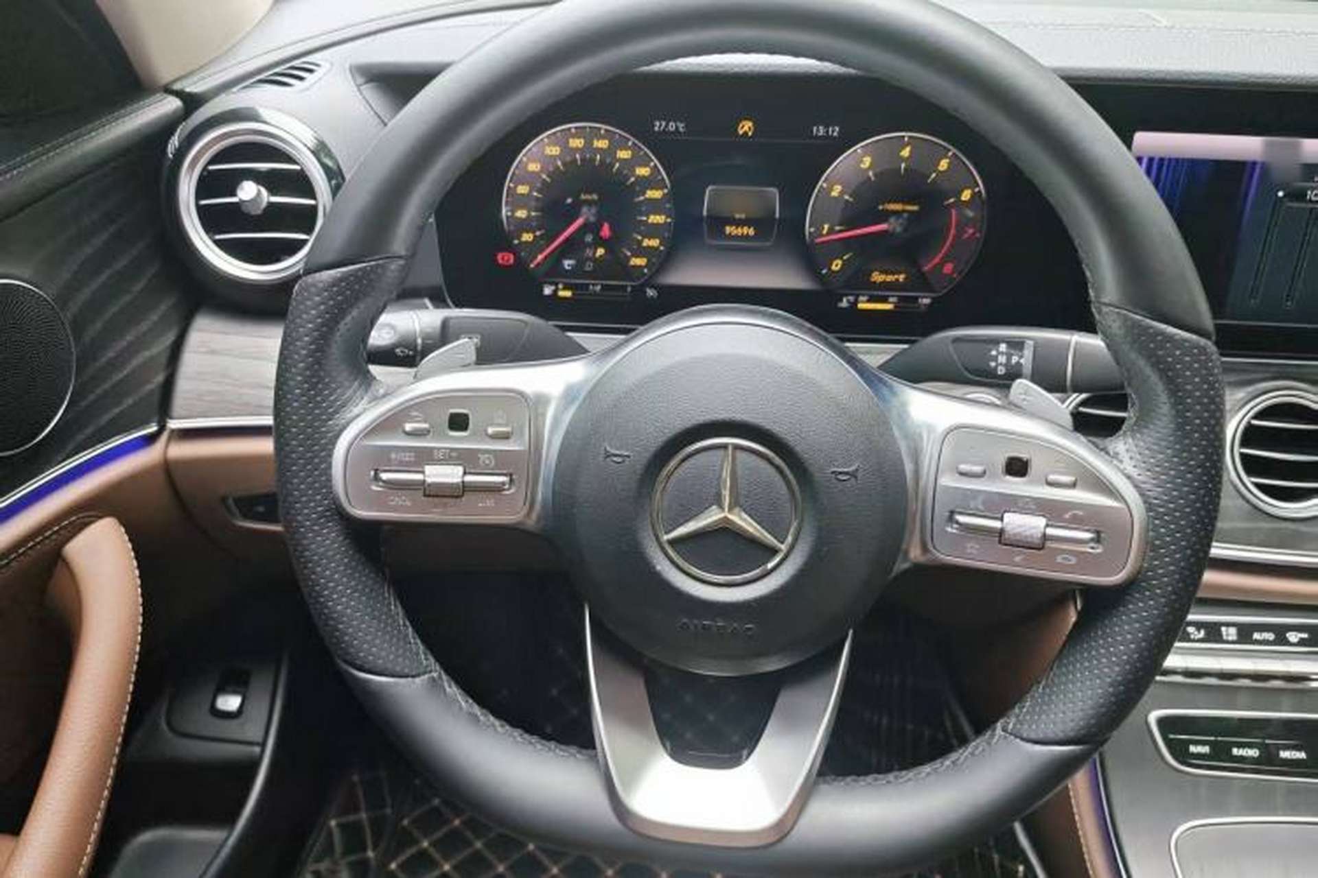 Used Mercedes-Benz E-Class 2019 Restyled E 300 L Sporty and Stylish Edition Steering Wheel