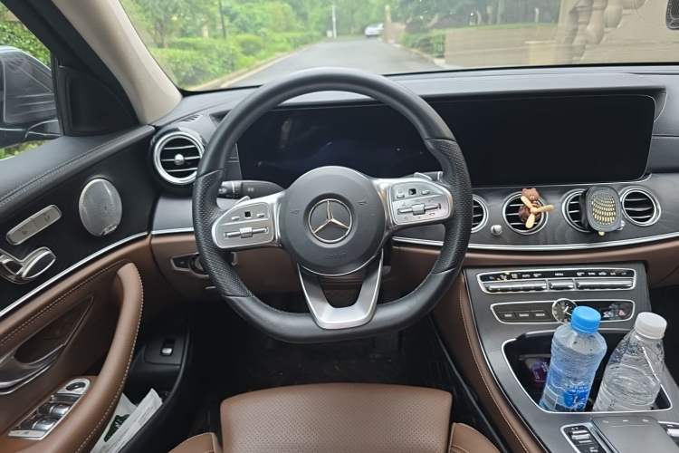 Used Mercedes-Benz E-Class 2019 E 260 L Sport Edition Steering Wheel