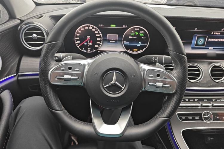 Used Mercedes-Benz E-Class 2019 E 260 L Sport Edition Steering Wheel