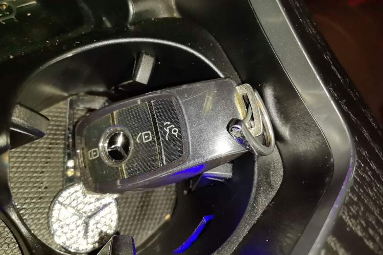 Used Mercedes-Benz E-Class 2019 E 200 Sport Edition Vehicle Key
