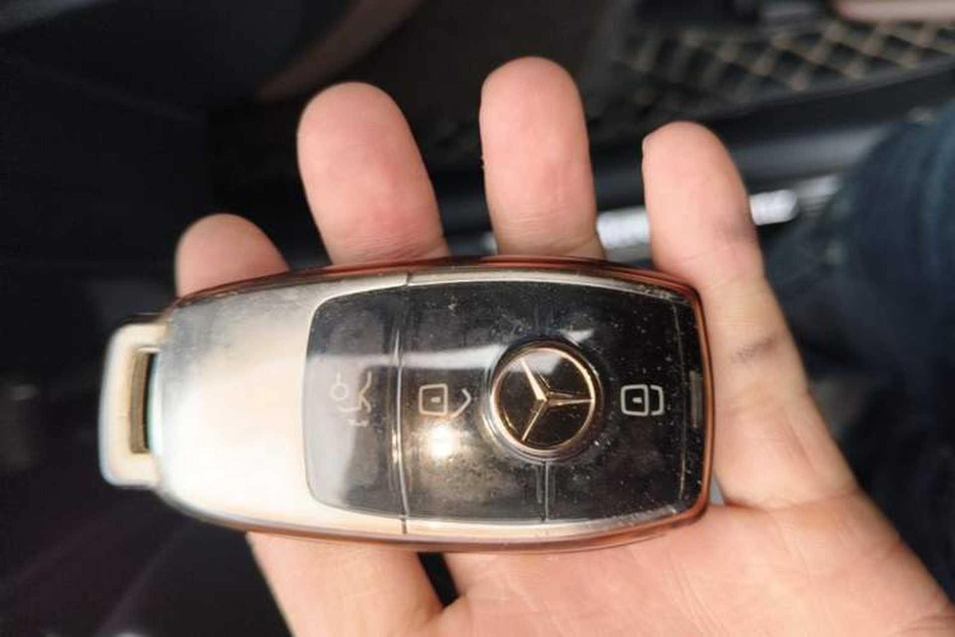 Used Mercedes-Benz E-Class 2019 Restyled E 300 L Sporty and Stylish Edition Vehicle Key