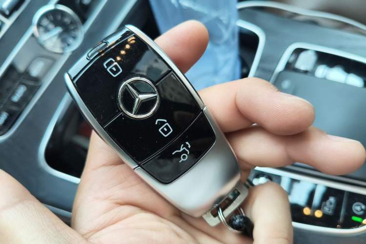 Used Mercedes-Benz E-Class 2019 E 300 L Sporty and Stylish Model Vehicle Key