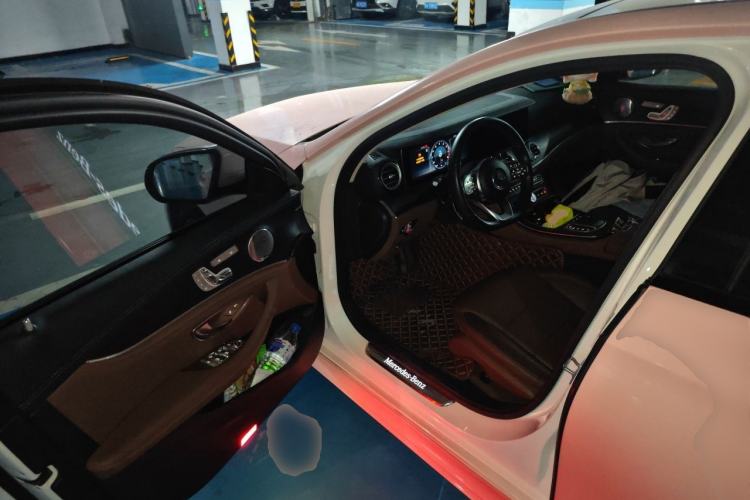 Used Mercedes-Benz E-Class 2019 E 300 L Sport Luxury Edition Driver Seat