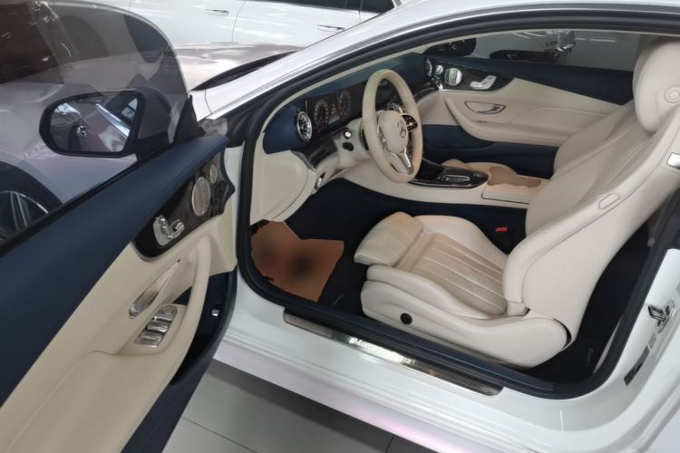 Used Mercedes-Benz E-Class 2019 E 200 4MATIC Coupe Driver Seat