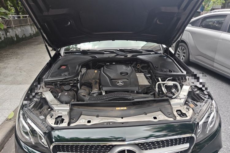 Used Mercedes-Benz E-Class 2019 E 200 Coupe Engine Bay