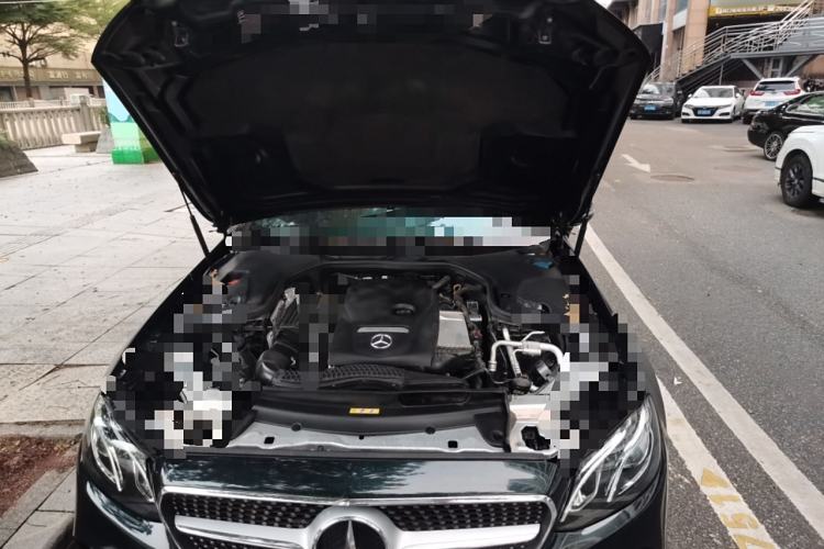 Used Mercedes-Benz E-Class 2019 E 200 Coupe Engine Bay