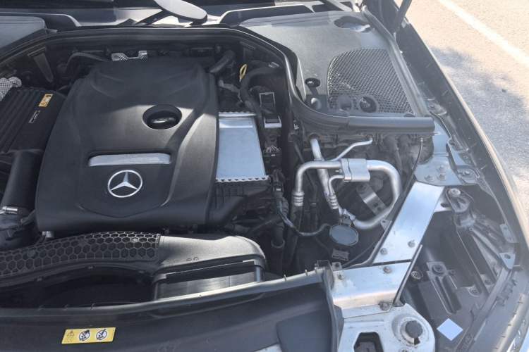Used Mercedes-Benz E-Class 2019 E 200 4MATIC Coupe Engine Bay Left