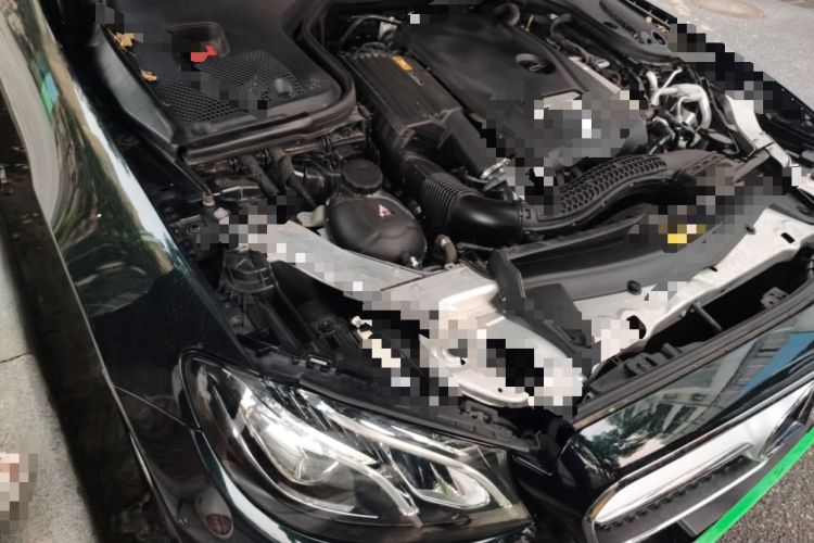 Used Mercedes-Benz E-Class 2019 E 200 Coupe Engine Bay Right