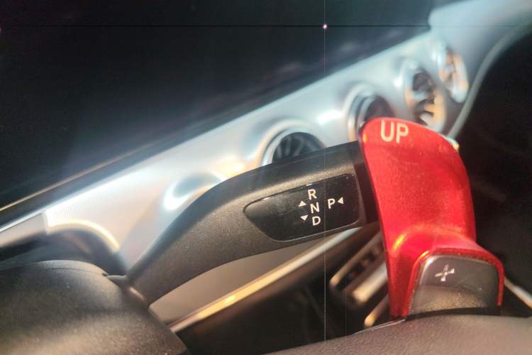 Used Mercedes-Benz E-Class 2019 E 200 Coupe Gear Lever