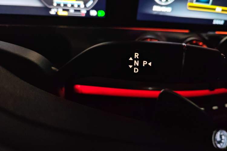 Used Mercedes-Benz E-Class 2019 E 300 Coupe Gear Lever