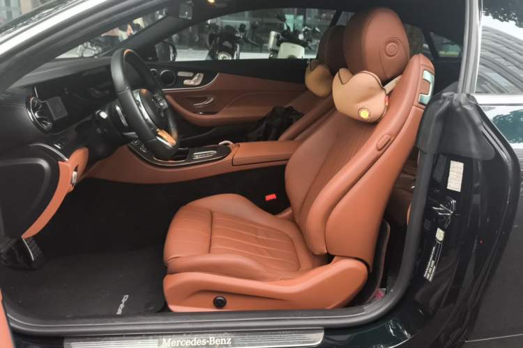 Used Mercedes-Benz E-Class 2019 E 300 Coupe Left Front Seat