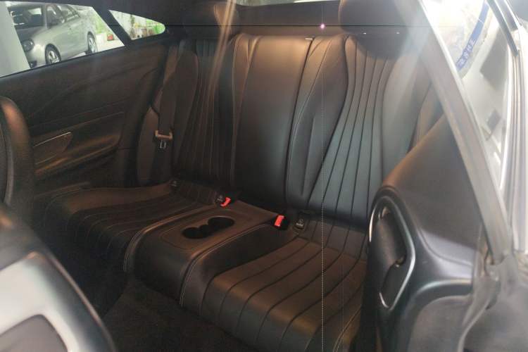 Used Mercedes-Benz E-Class 2019 E 200 Coupe Left Rear Seat