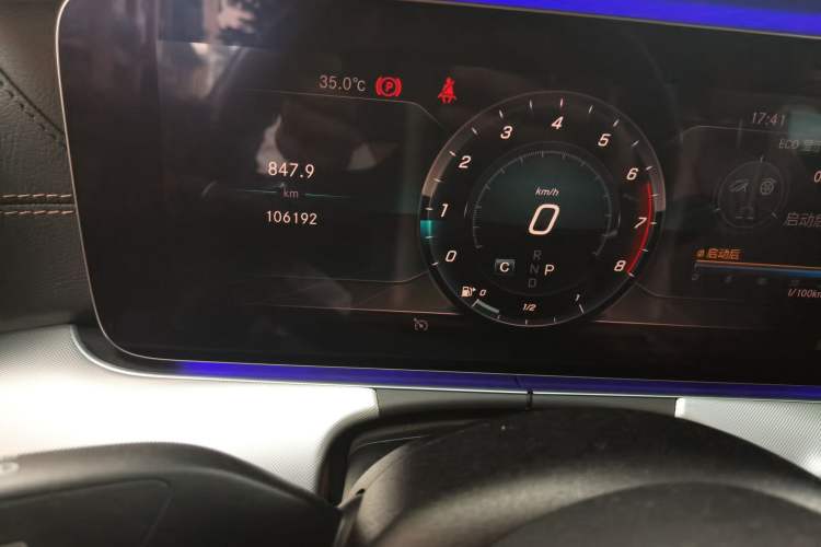 Used Mercedes-Benz E-Class 2019 E 200 Coupe Odometer Close Up