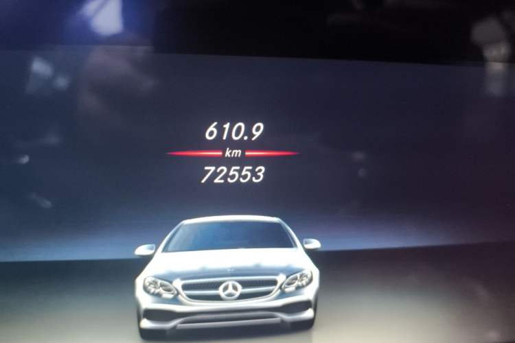 Used Mercedes-Benz E-Class 2019 E 300 Coupe Odometer Close Up