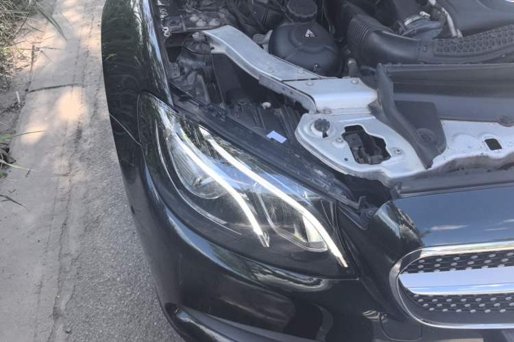 Used Mercedes-Benz E-Class 2019 E 200 4MATIC Coupe Right Front Headlight