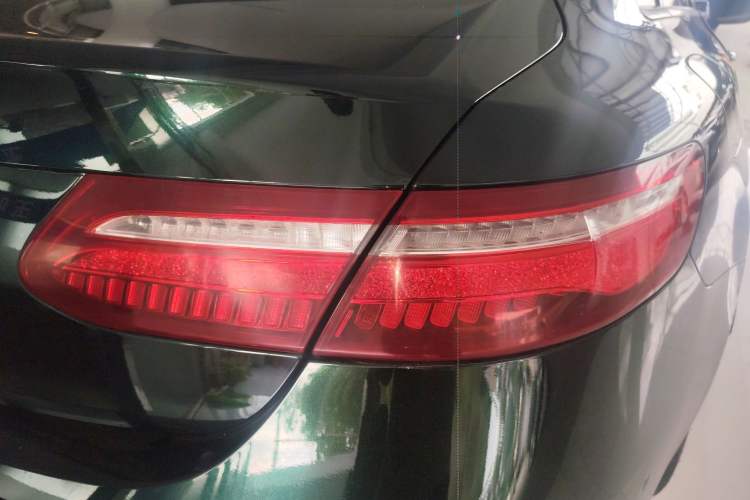 Used Mercedes-Benz E-Class 2019 E 200 Coupe Right Rear Taillight