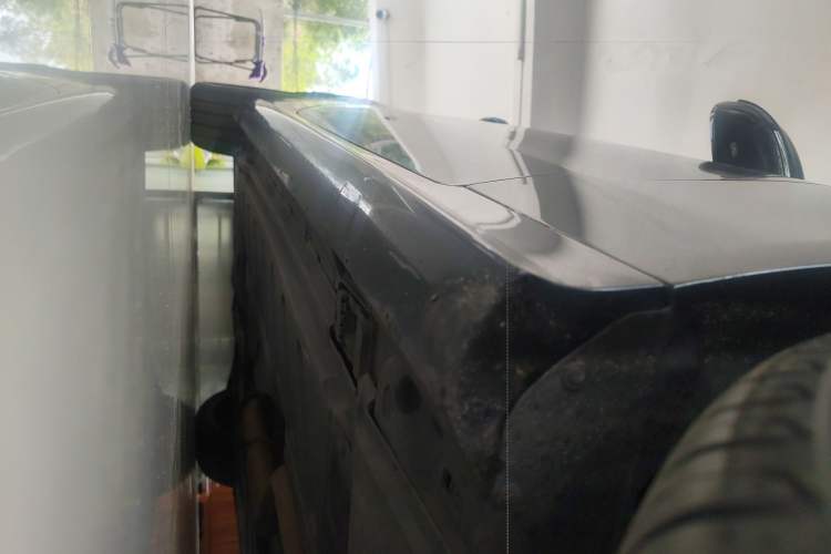 Used Mercedes-Benz E-Class 2019 E 200 Coupe Right Side Sill