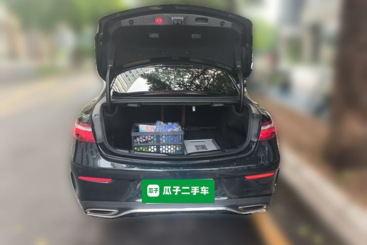 Used Mercedes-Benz E-Class 2019 E 300 Coupe Trunk