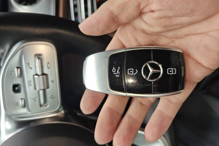 Used Mercedes-Benz E-Class 2019 E 200 Coupe Vehicle Key
