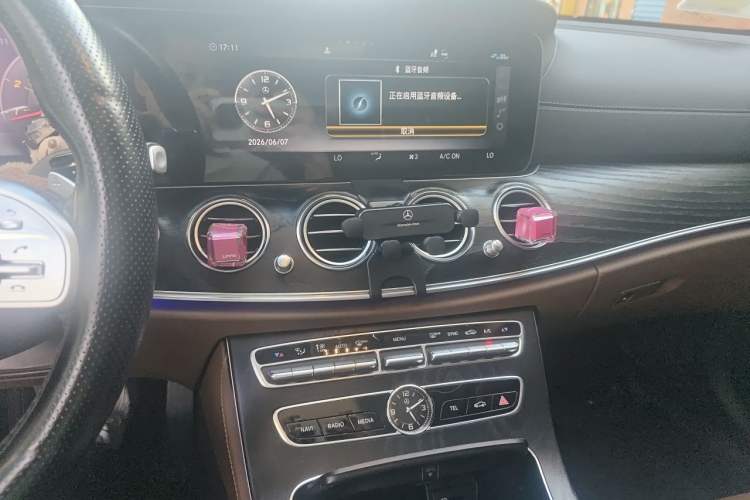 Used Mercedes-Benz E-Class 2019 E 300 L Stylish Model Audio And AC Panel