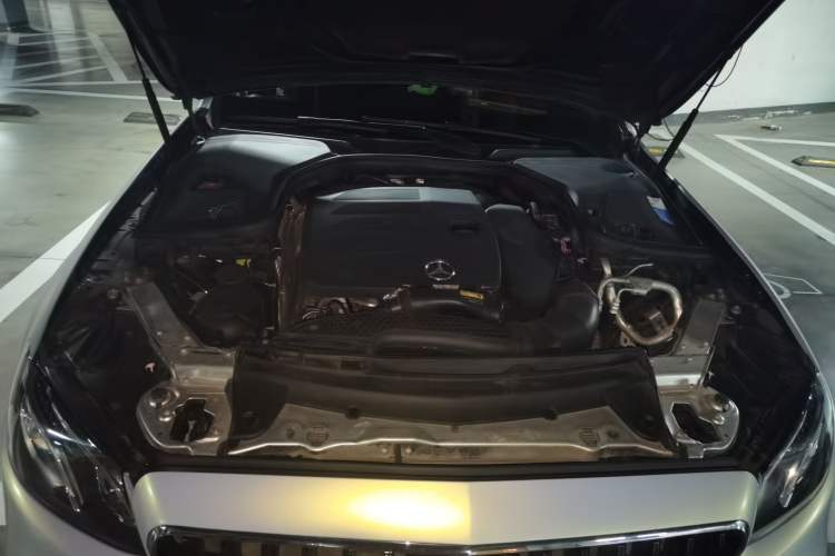 Used Mercedes-Benz E-Class 2019 Restyled E 300 L Sport Luxury Edition Engine Bay