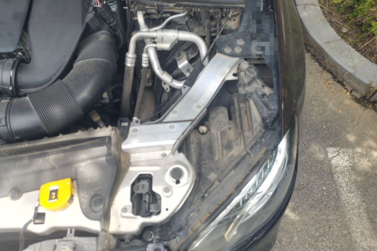 Used Mercedes-Benz E-Class 2019 Restyled E 300 L Sport Luxury Edition Engine Bay Left