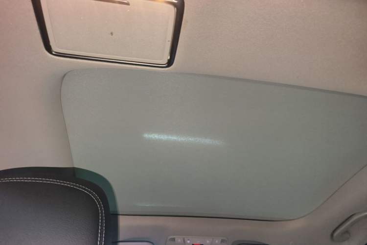 Used Mercedes-Benz E-Class 2019 Restyled E 300 L Luxury Edition Headliner