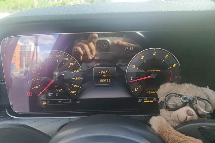 Used Mercedes-Benz E-Class 2019 E 300 L Stylish Model Instrument Cluster