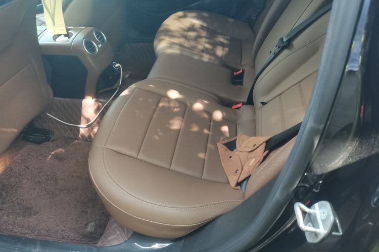 Used Mercedes-Benz E-Class 2019 Restyled E 300 L Sport Luxury Edition Left Rear Seat