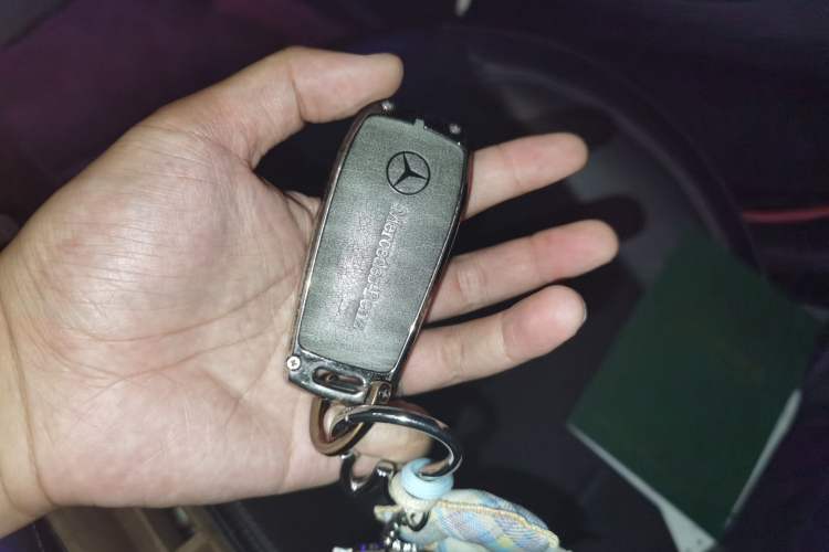 Used Mercedes-Benz E-Class 2019 Restyled E 300 L Sport Luxury Edition Vehicle Key