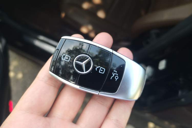 Used Mercedes-Benz E-Class 2019 Restyled E 300 L Sport Luxury Edition Vehicle Key