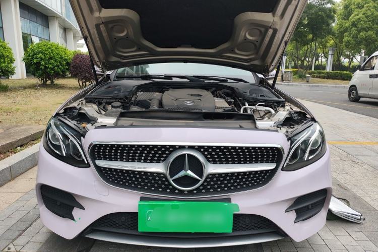 Used Mercedes-Benz E-Class 2019 E 200 Coupe Engine Bay