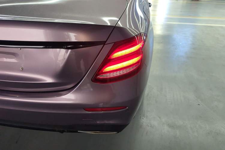 Used Mercedes-Benz E-Class 2019 Restyled E 300 L Sport Luxury Edition Exterior 3
