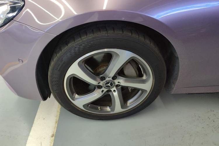 Used Mercedes-Benz E-Class 2019 Restyled E 300 L Sport Luxury Edition Exterior 4