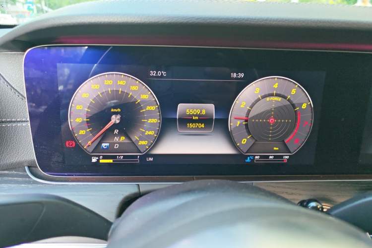 Used Mercedes-Benz E-Class 2019 Restyled E 300 L Sporty and Stylish Edition Instrument Cluster