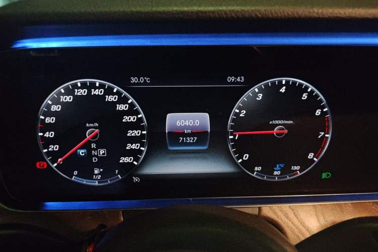 Used Mercedes-Benz E-Class 2019 E 200 L Instrument Cluster