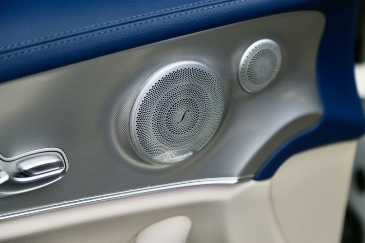 Used Mercedes-Benz E-Class 2019 E 200 4MATIC Coupe Interior 4