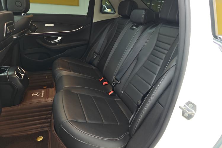 Used Mercedes-Benz E-Class 2019 Restyled E 300 L Sporty and Stylish Edition Left Rear Seat