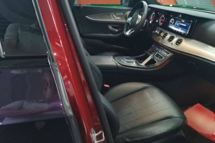 Used Mercedes-Benz E-Class 2019 E 200 Sport Edition Right Front Seat