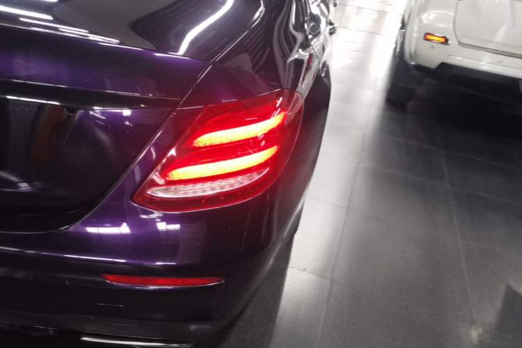 Used Mercedes-Benz E-Class 2019 E 200 Sport Edition Right Rear Taillight