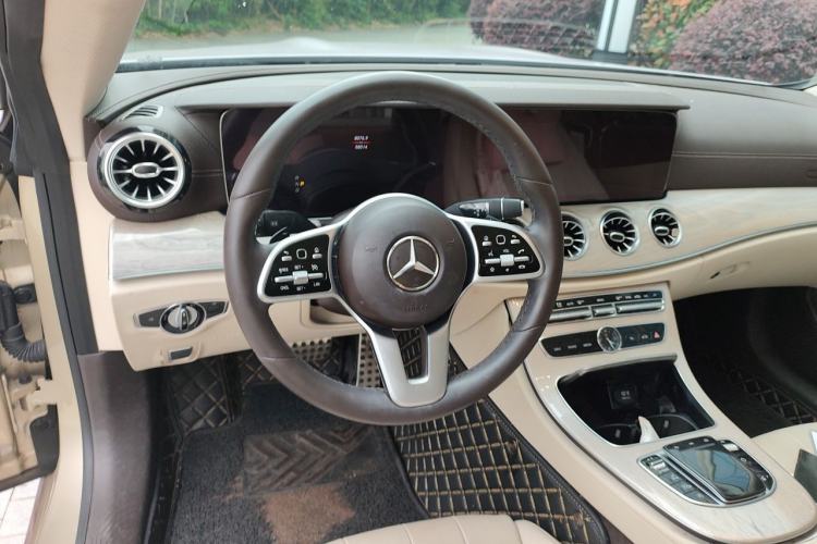 Used Mercedes-Benz E-Class 2019 E 200 Coupe Steering Wheel