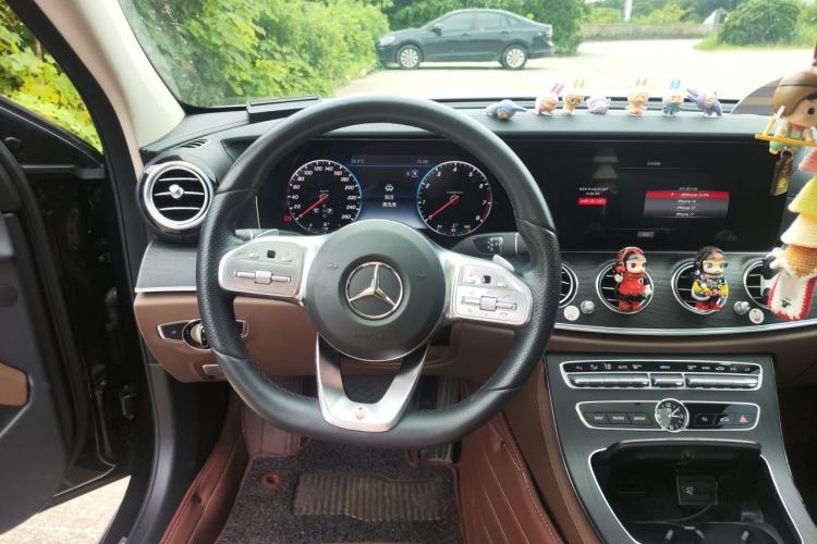 Used Mercedes-Benz E-Class 2019 Restyled E 300 L Sport Luxury Edition Steering Wheel
