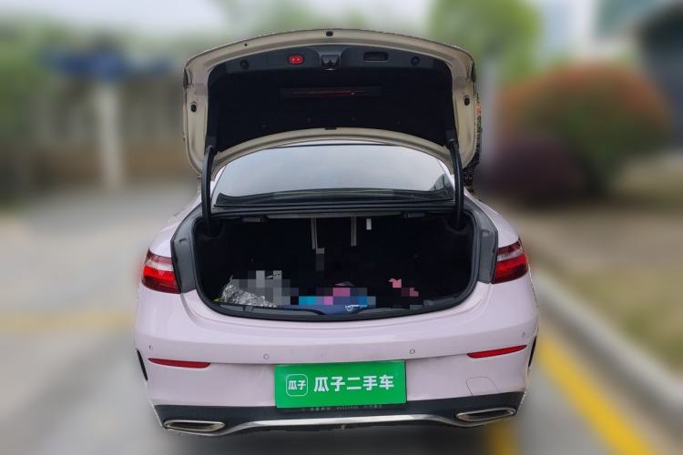 Used Mercedes-Benz E-Class 2019 E 200 Coupe Trunk