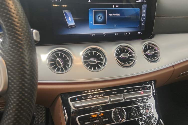 Used Mercedes-Benz E-Class 2019 E 200 Coupe Audio And AC Panel